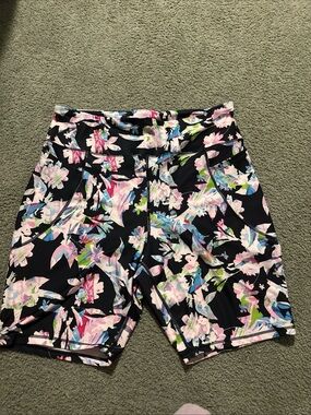 bebe Black Floral-Print Bike Shorts